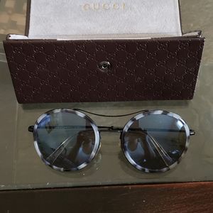 Authentic Gucci Unisex sunglasses